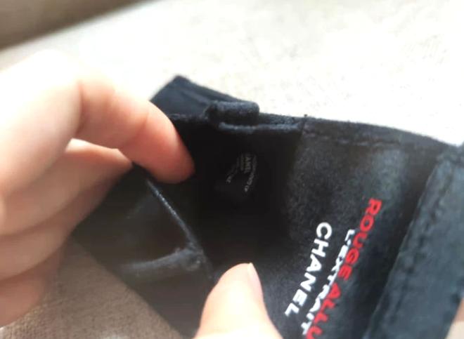 Chanel Small Lipstick Velvet Pouch with Mirror  Makeup Bag  VIP gift