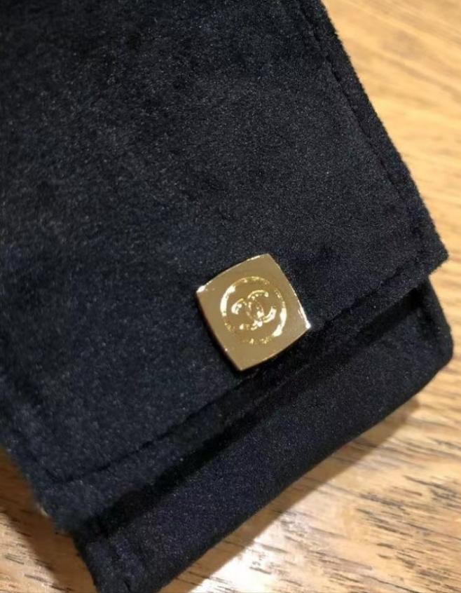 Chanel Small Lipstick Velvet Pouch with Mirror  Makeup Bag  VIP gift