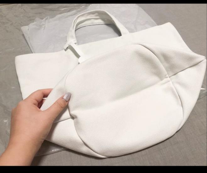 Chanel No 1 red Camellia large tote bag