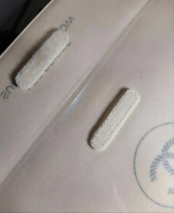 Chanel Les Beiges Creamy Canvas Envelope Bag