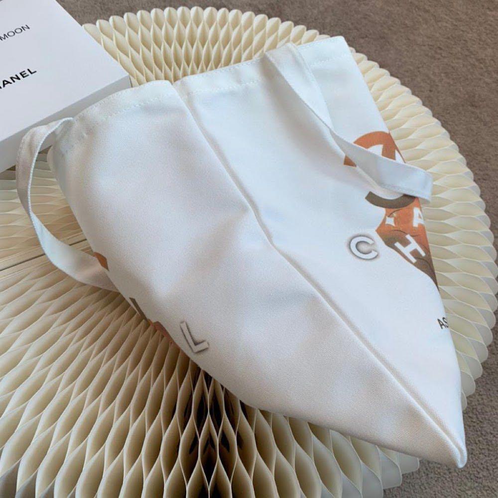 Chanel ask for the Moon 2021 Tote Shopping Canvas Bag VIP gift