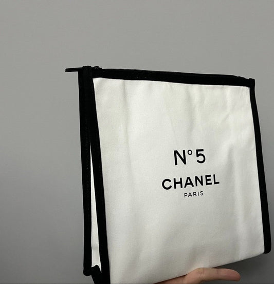 No.5 Chanel White Makeup Pouch Card Bag from Chanel Beauty