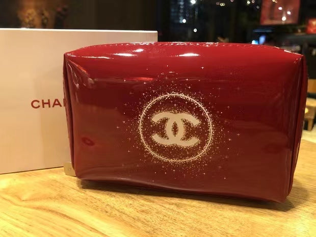 Chanel Red Holiday Patent Makeup Pouch bag in Box 2019