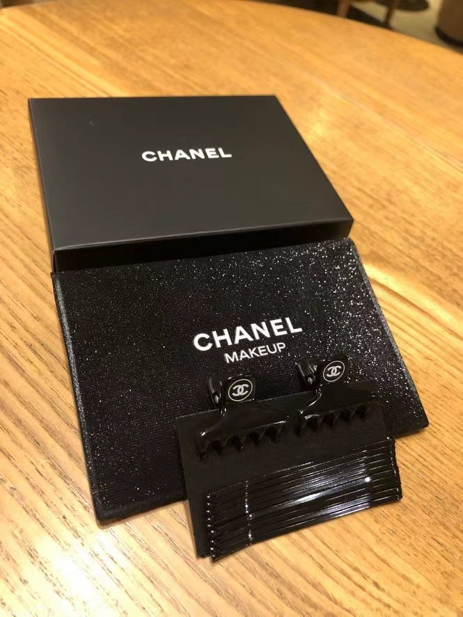 Chanel Beaute hair clip set claw clips w/black pouch VIP