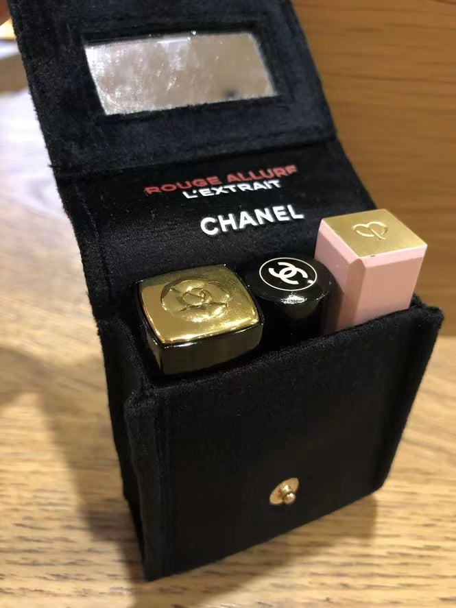 Chanel Small Lipstick Velvet Pouch with Mirror  Makeup Bag  VIP gift