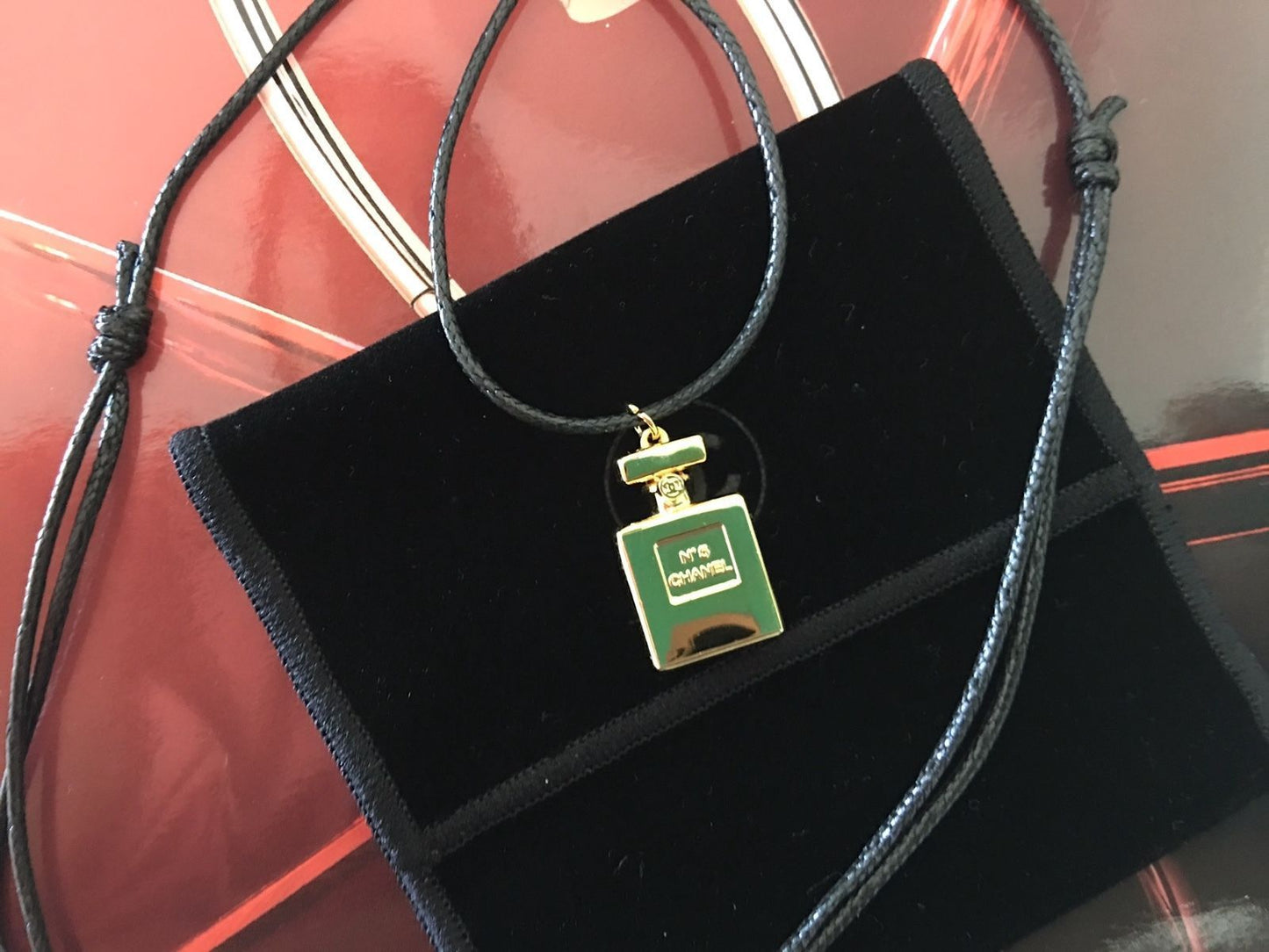 Chanel No. 5 Perfume Bottel Pendant Luxuries Leather String Necklace