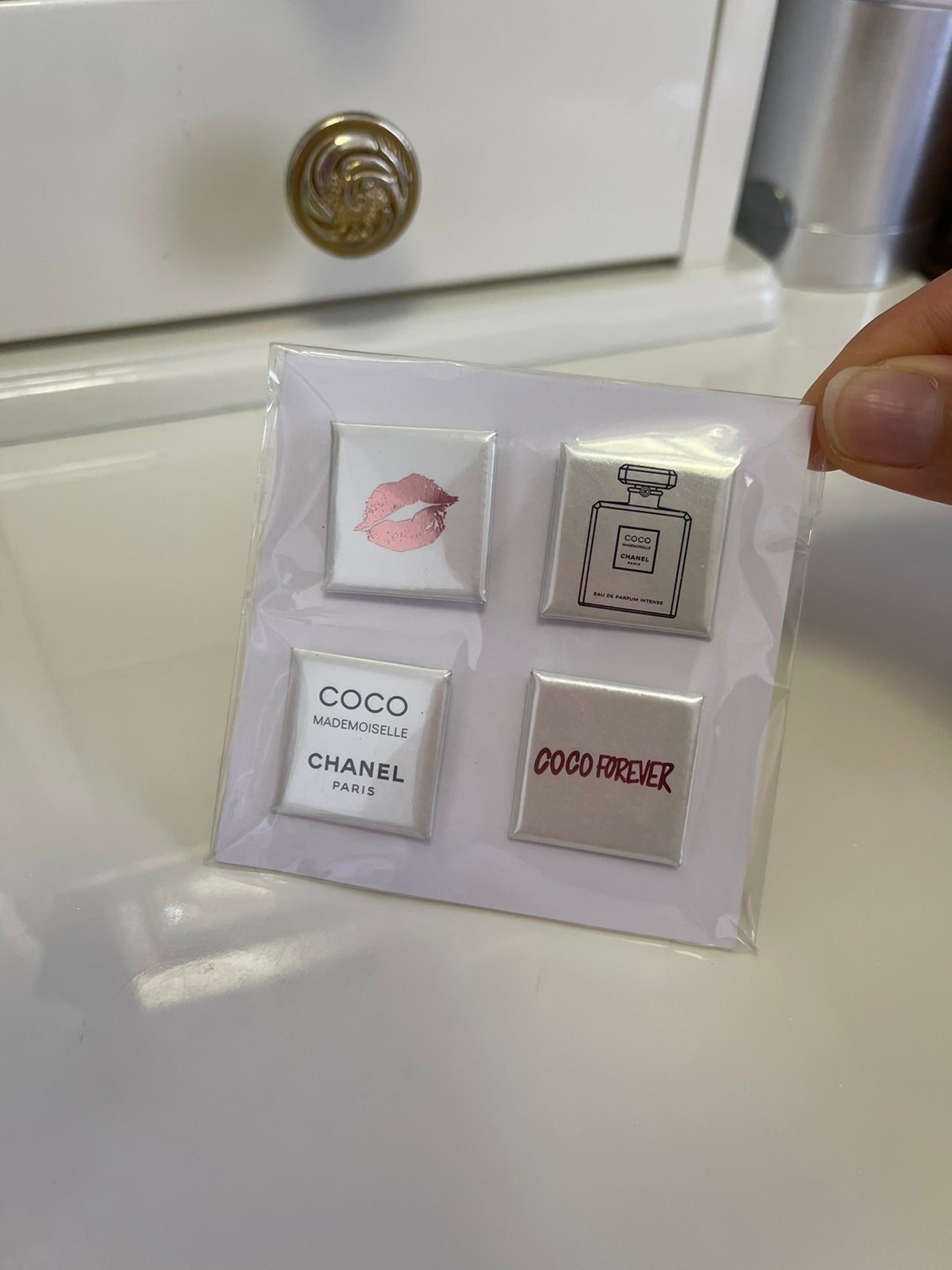 Coco Mademoiselle Mini Metal Pins Set of 4pcs 2019 VIP Gift本