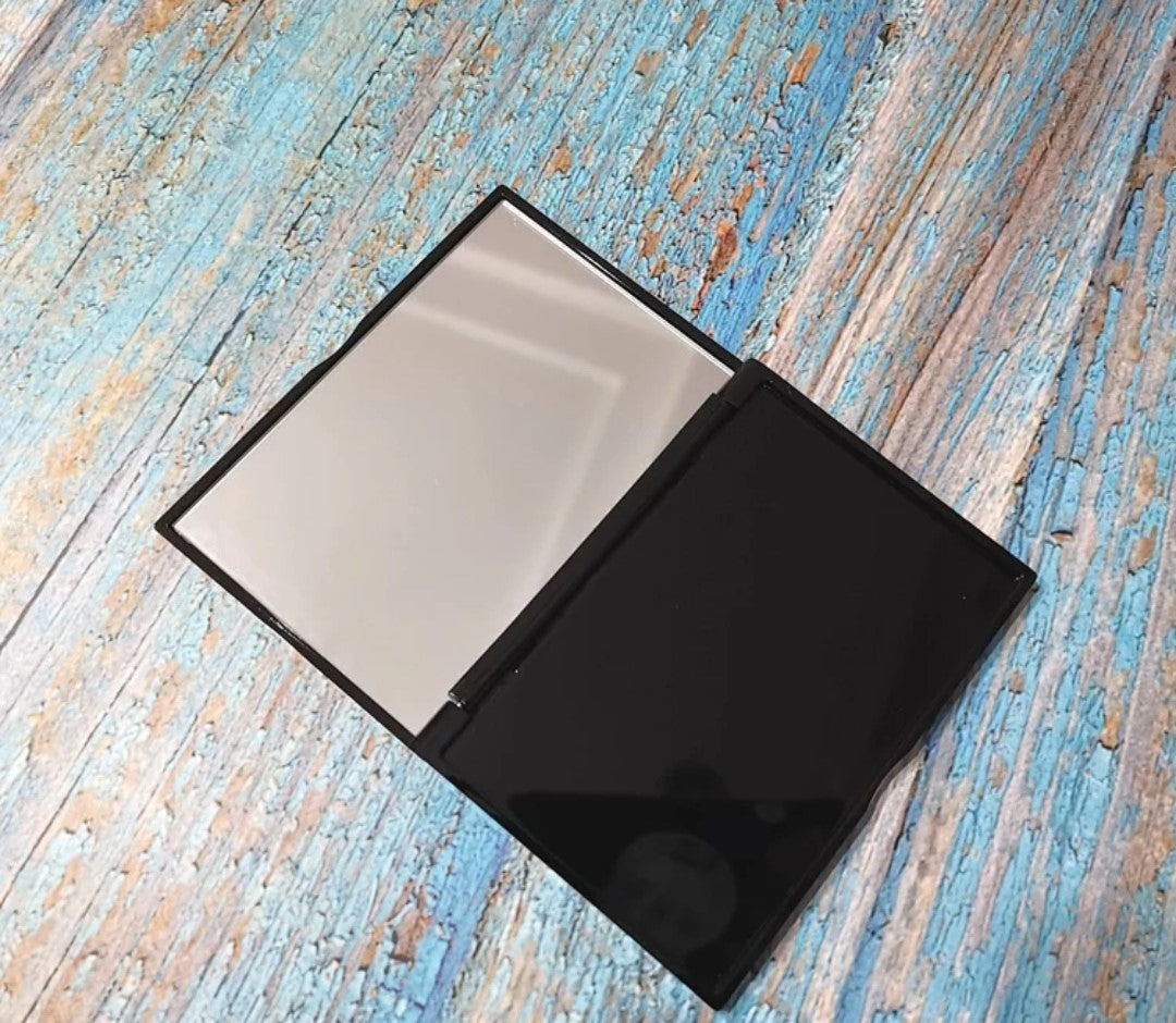 CHANEL compact Makeup card Mirror  VIP Gift